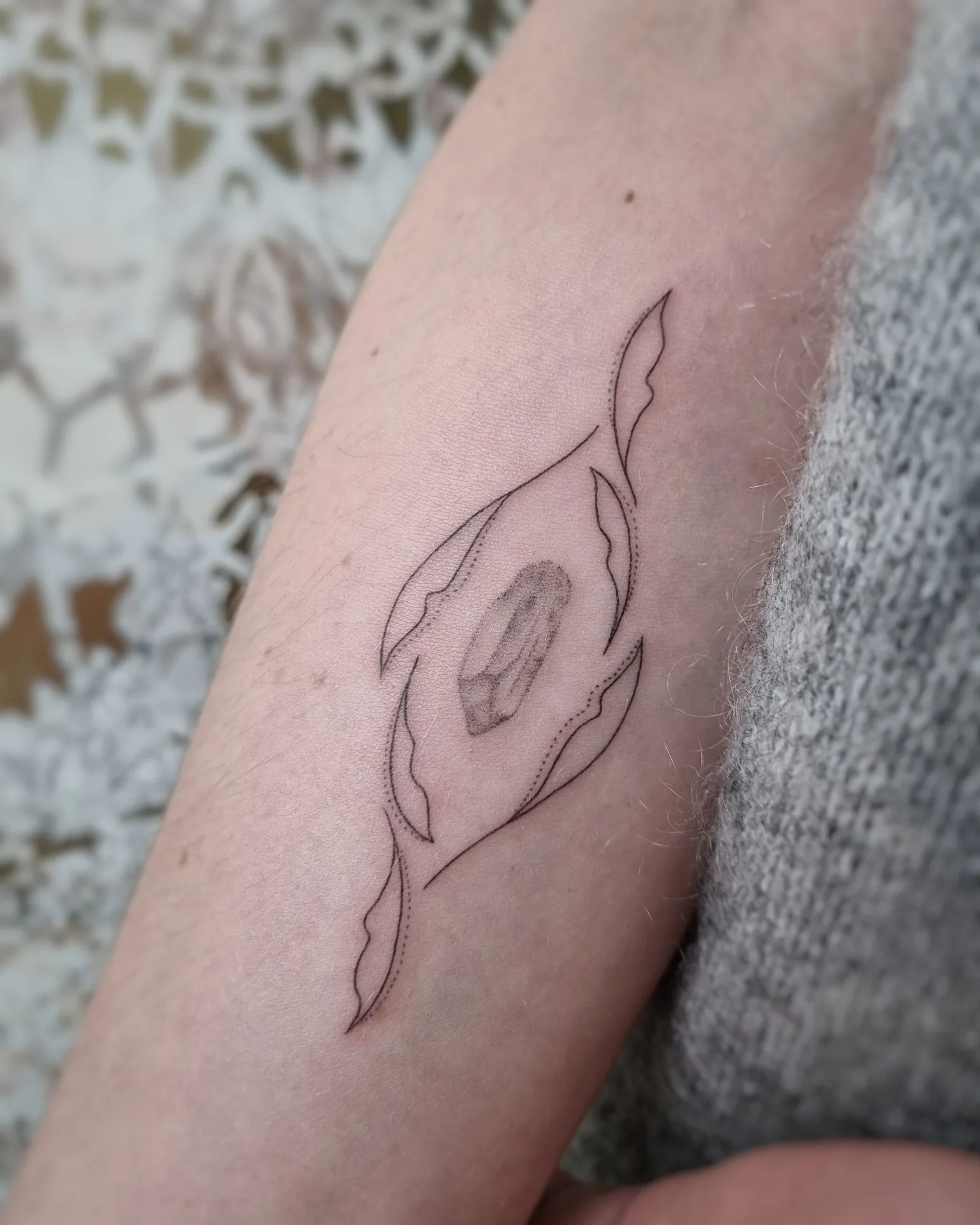 Inked handpoke flash 1